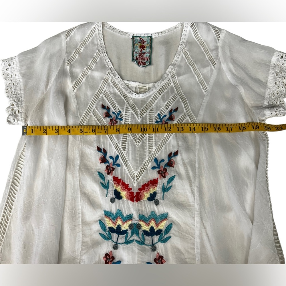 JOHNNY WAS Floral Embroidered Cupra Rayon Swing Top Blouse Tunic White Sz S Boho - Picture 10 of 13